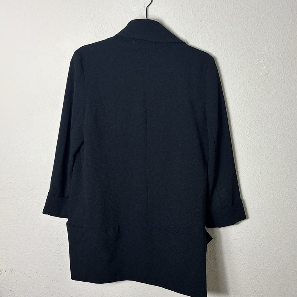 Wilfred Aritzia Chevalier Black Satin collar blazer with pockets size 6 - Picture 8 of 13